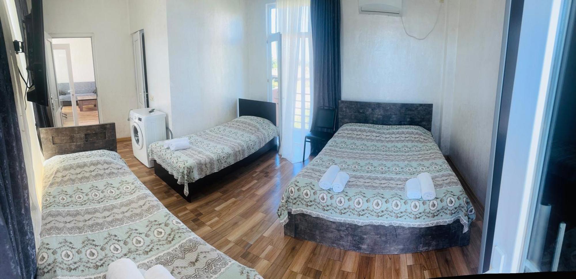 Hotel Buta Batumi Esterno foto