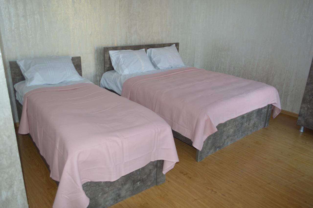Hotel Buta Batumi Esterno foto
