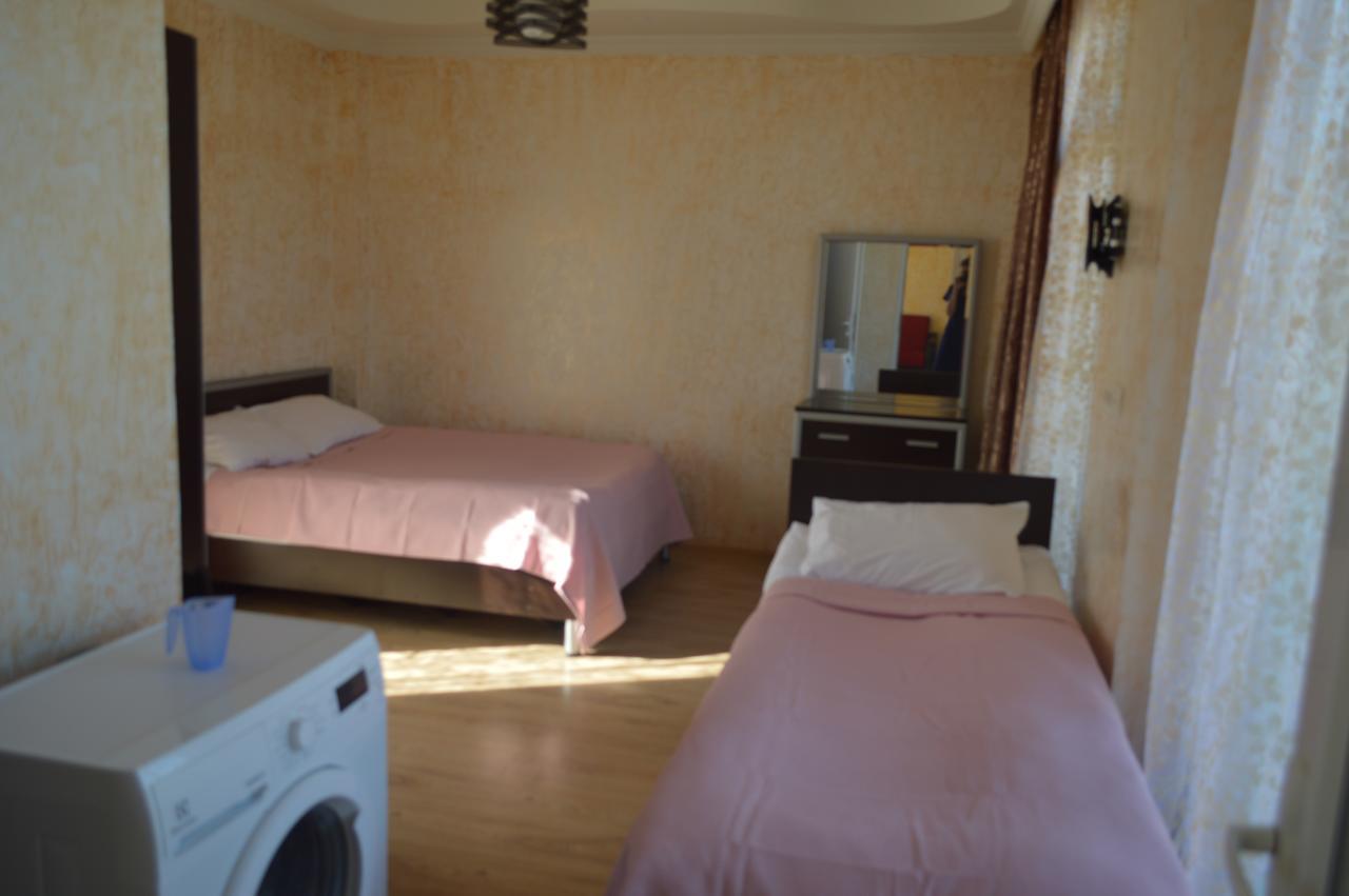 Hotel Buta Batumi Esterno foto